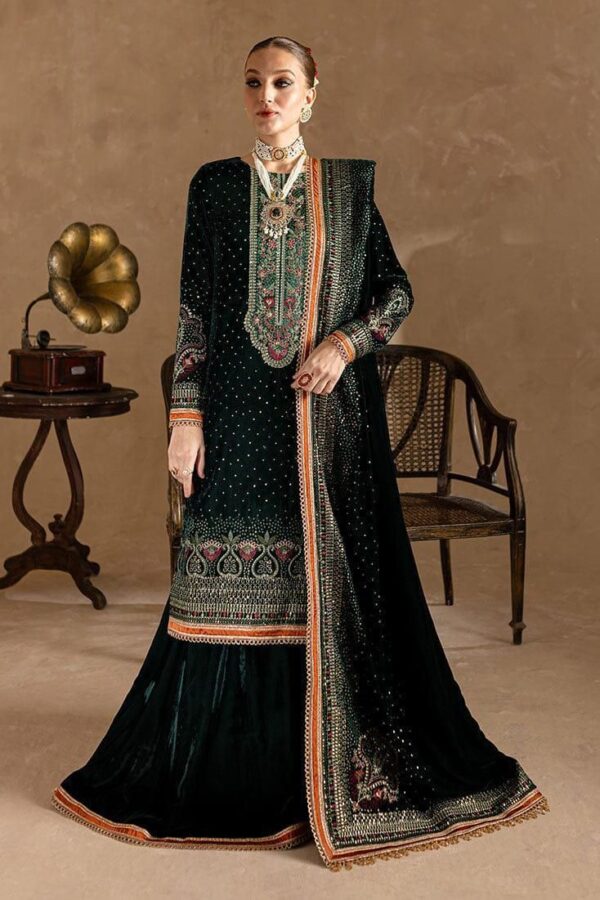 2k26 Luxury Velvet Grand Clearance Sale  Jazmin Hit Code – Fine Quality Super Embroidered Velvet 3-Piece Suit